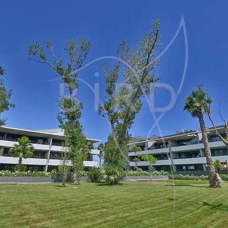 Waterfront With Private Garden *